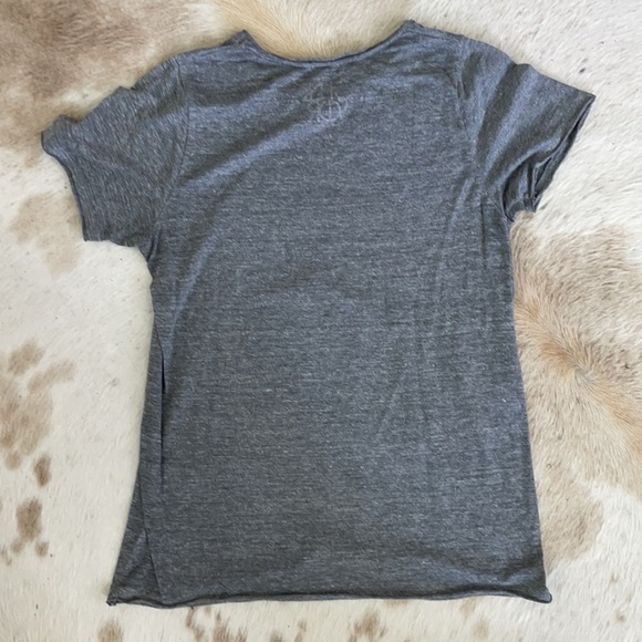 Chaser Brand Skull Tee: Size M - Picture 4 of 5